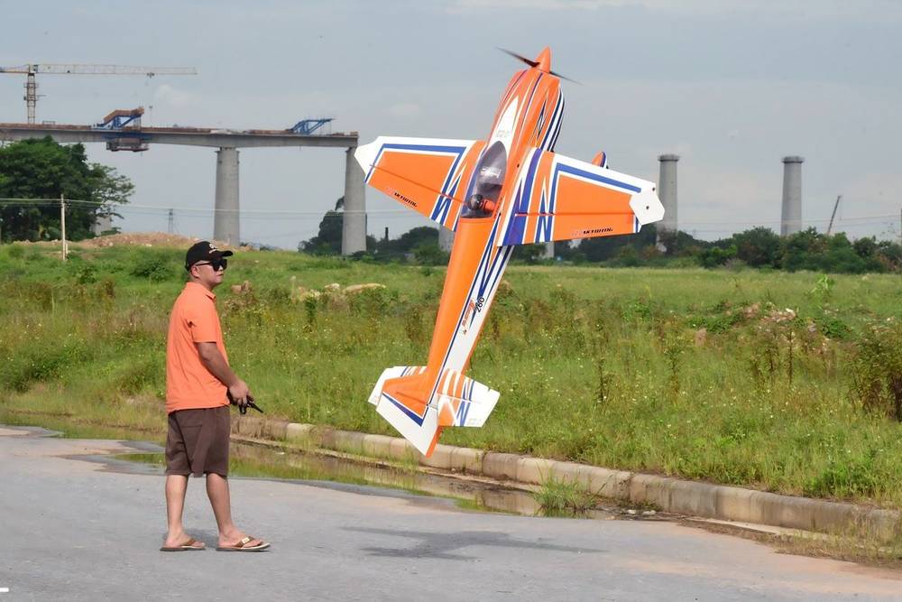 Skywing RC - 88" Laser 260 PLUS ARF / Naranjo - foto 8