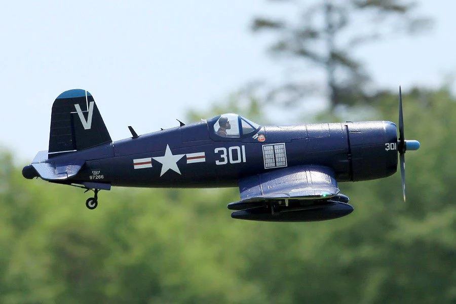 FMS Corsair 1400 V3 - foto 4