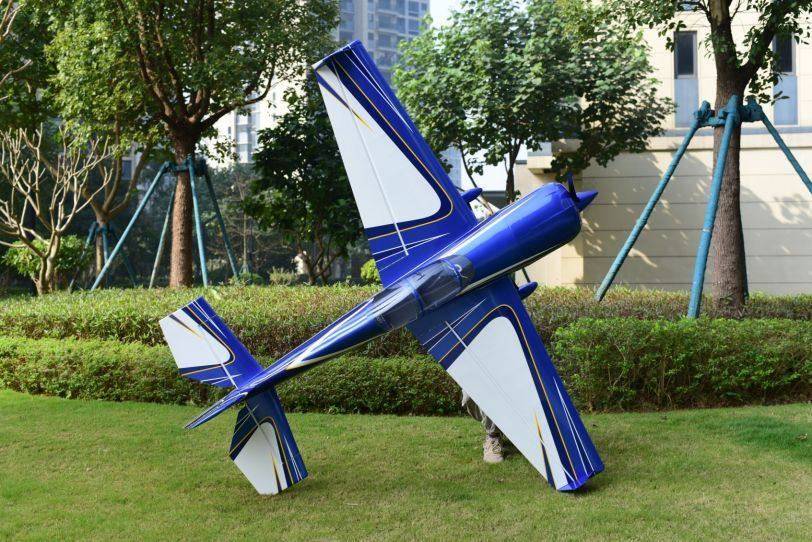 Skywing RC – 91″ Yak 54 ARF / Azul - foto 6