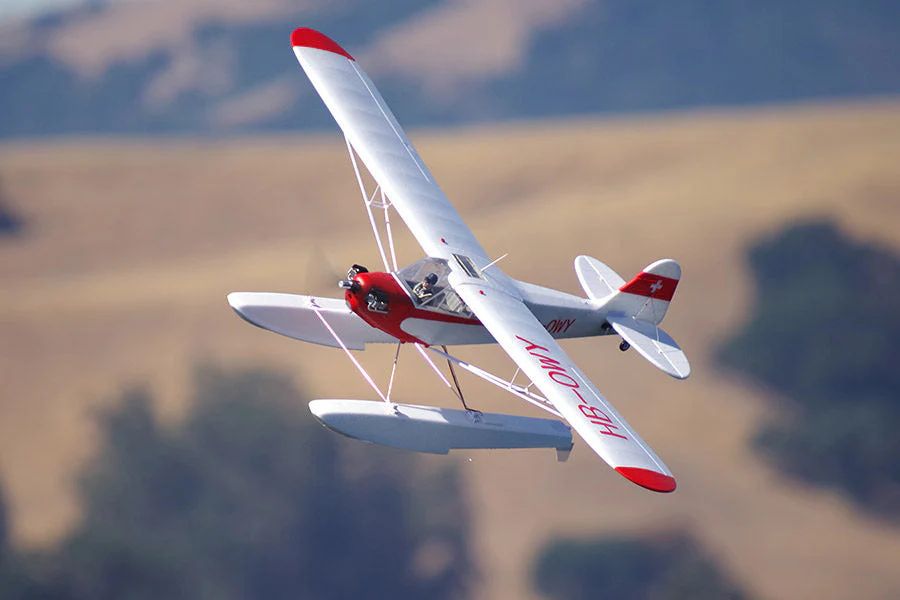 FMS Piper J-3 Cub V4 1400mm PNP c/Flotadores
