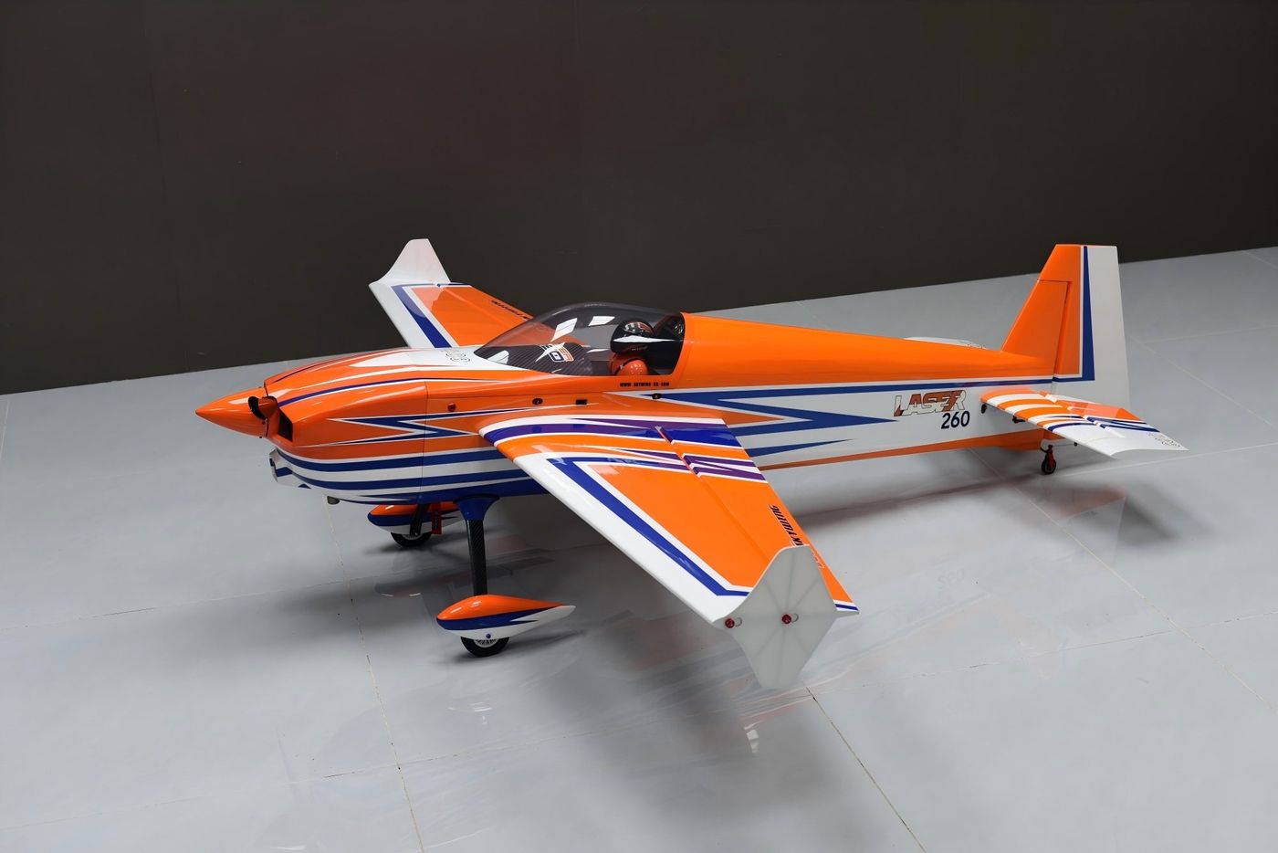 Skywing RC - 88" Laser 260 PLUS ARF / Naranjo